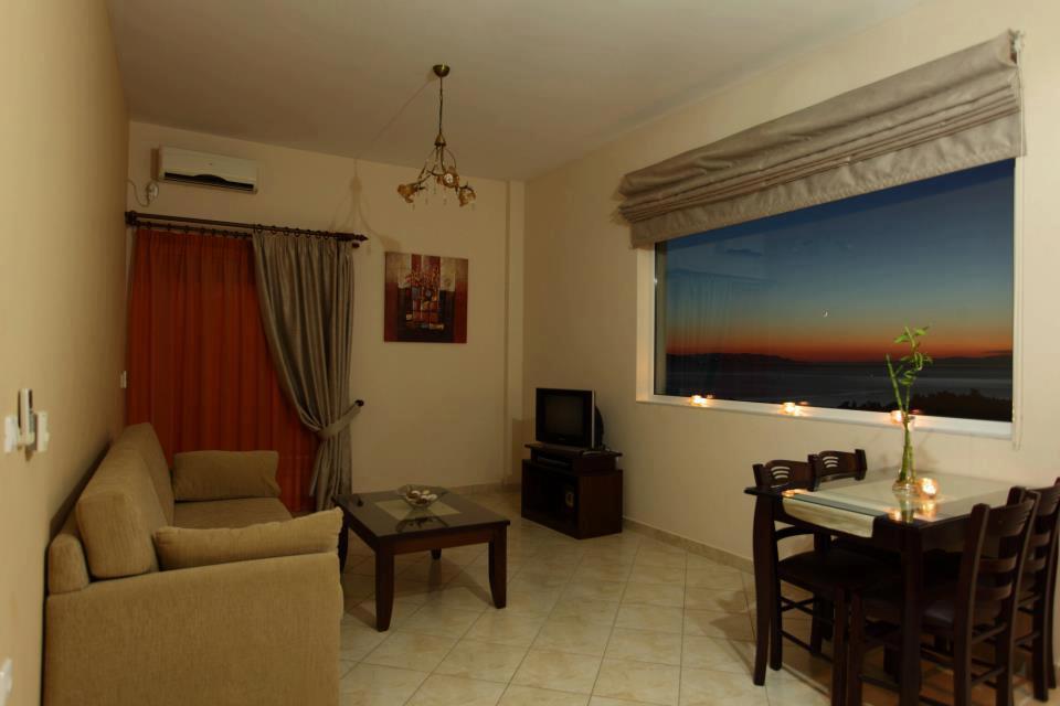 Pantheon Hotel & Suites Nerotriviá Quarto foto